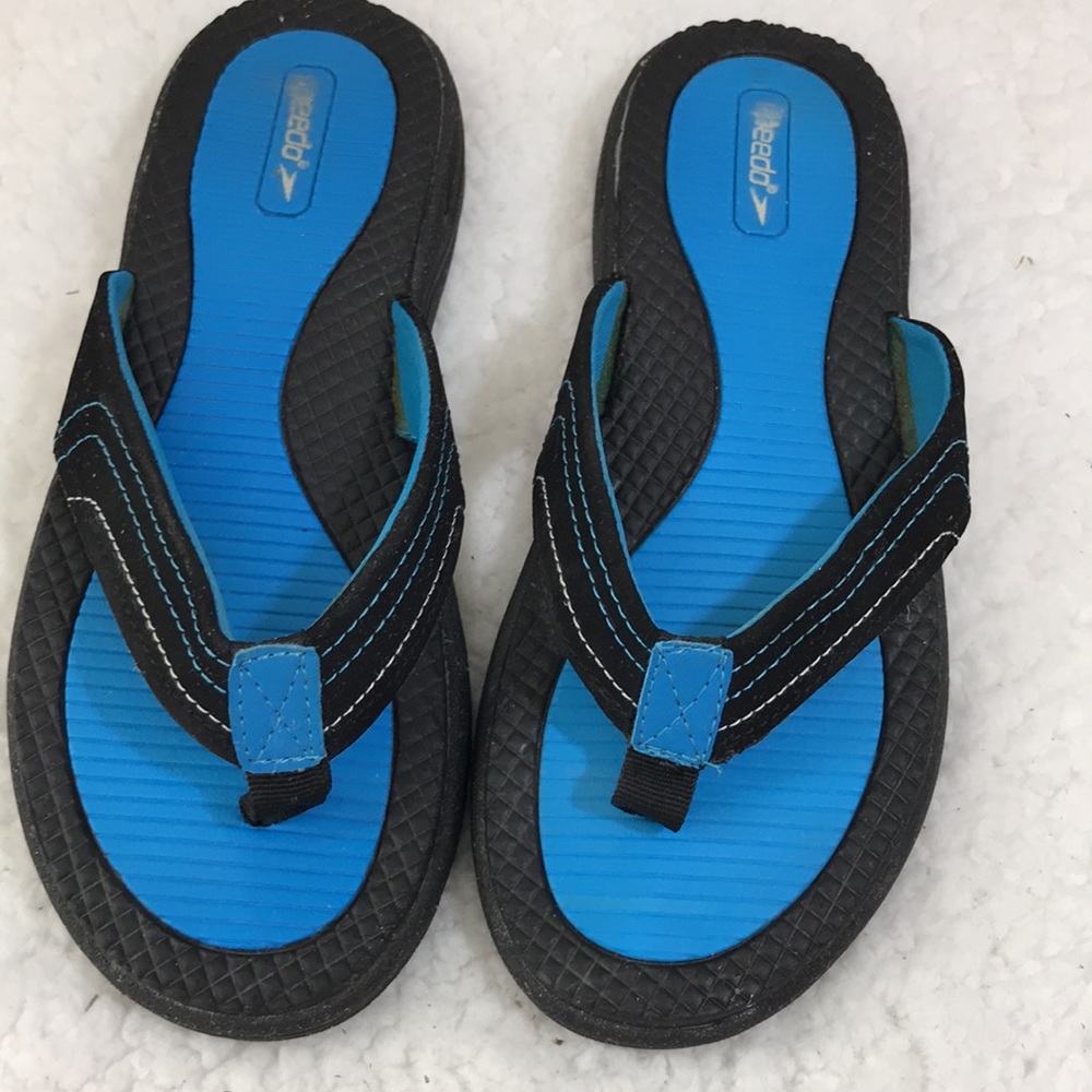 Speedo Sandals, Size 7 - Picture 2 of 9